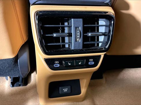 Used 2023 Lexus RZ 450e Premium image 32