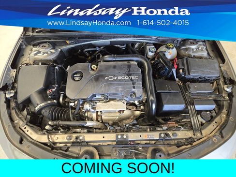 Used 2017 Chevrolet Malibu LT FWD image 26