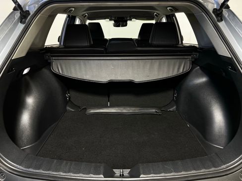 Certified 2024 Toyota Corolla Cross XLE FWD image 25