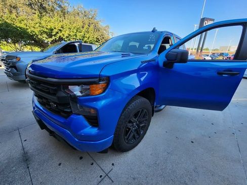 Used 2025 Chevrolet Silverado 1500 Custom w/ Turbomax Blackout Package AWD/4WD image 3