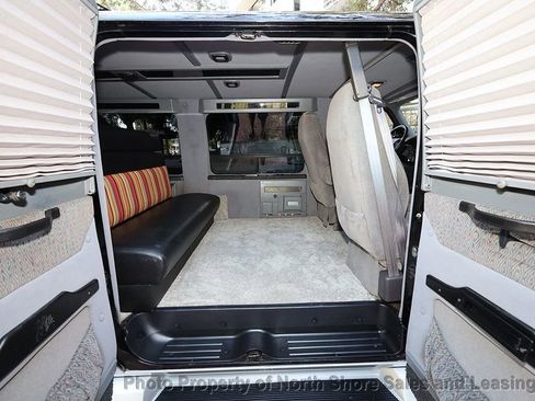 Used 1998 Dodge B1500 image 27