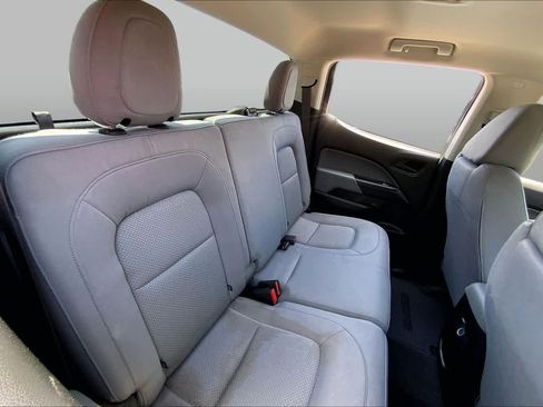 Used 2019 GMC Canyon 2WD Crew Cab w/ Convenience Package image 17