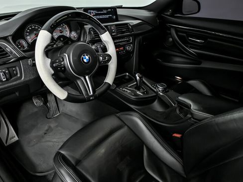 Used 2015 BMW M4 image 19