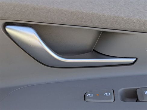 Used 2024 Hyundai Elantra SEL image 34