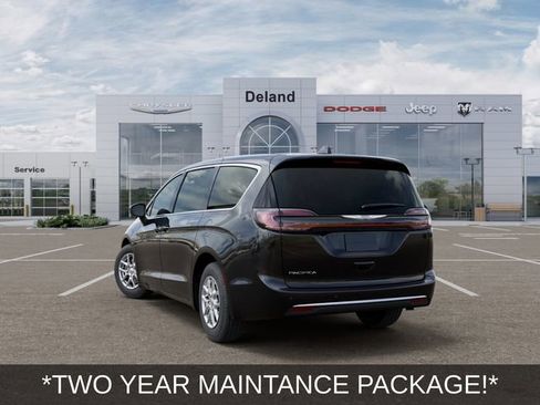 New 2026 Chrysler Pacifica Select FWD image 4