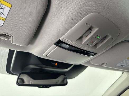 New 2025 Nissan Murano SL image 11