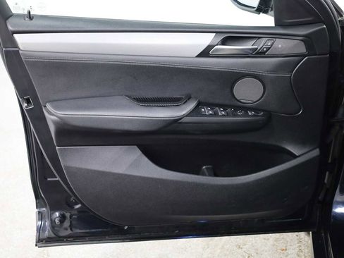 Used 2017 BMW X4 M40i image 16