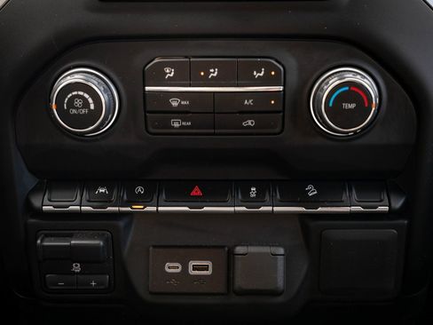 Used 2024 Chevrolet Silverado 1500 W/T w/ WT Value Package image 35