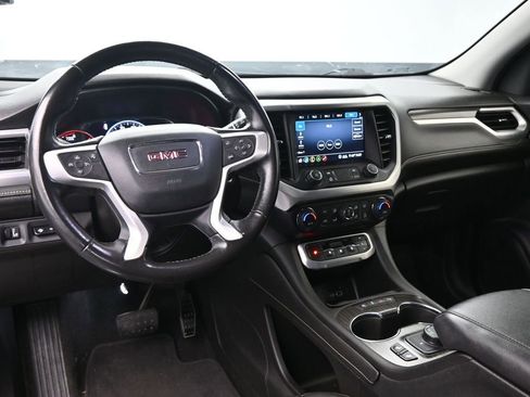Used 2020 GMC Acadia SLT w/ Driver Alert Package II image 27