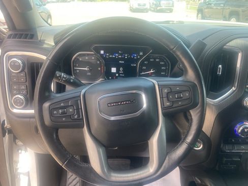 Used 2021 GMC Sierra 1500 Denali AWD/4WD image 25