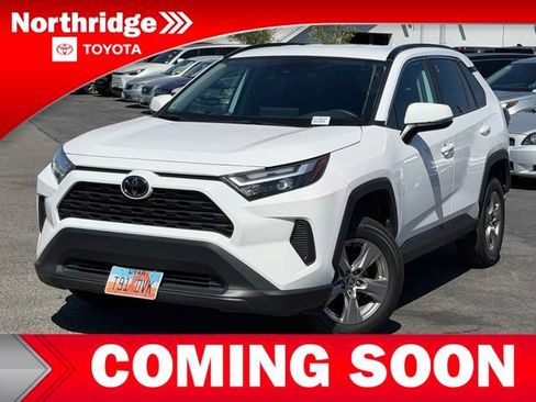 Used 2024 Toyota RAV4 XLE FWD image 1