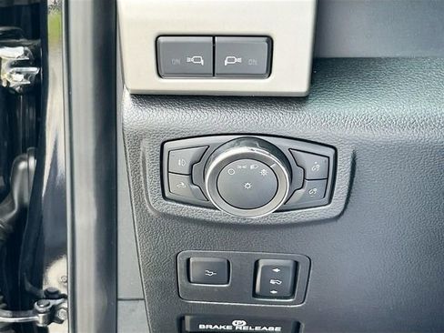 Used 2021 Ford F250 Lariat AWD/4WD image 10