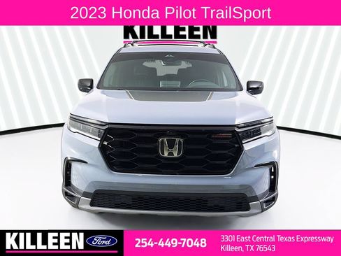 Used 2023 Honda Pilot TrailSport image 2