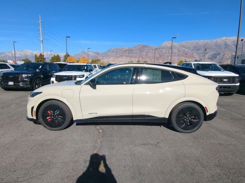 New 2025 Ford Mustang Mach-E GT image 9