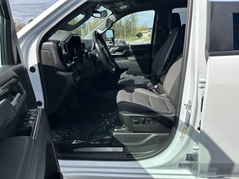 Certified 2025 Chevrolet Silverado 3500 LT w/ All Star Edition AWD/4WD image 13
