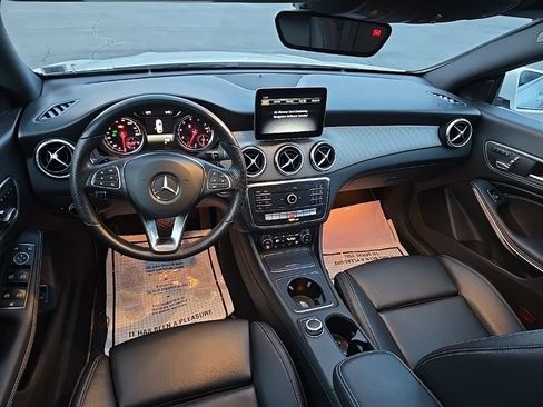Used 2019 Mercedes-Benz CLA 250 4MATIC image 15