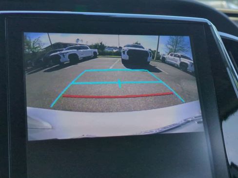 Used 2021 Toyota Prius Limited image 19