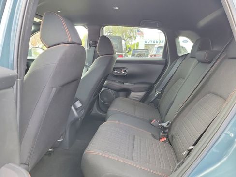 Used 2025 Honda HR-V Sport image 12