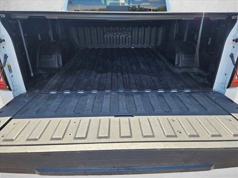 Used 2021 GMC Sierra 1500 AT4 w/ AT4 Value Package AWD/4WD image 6