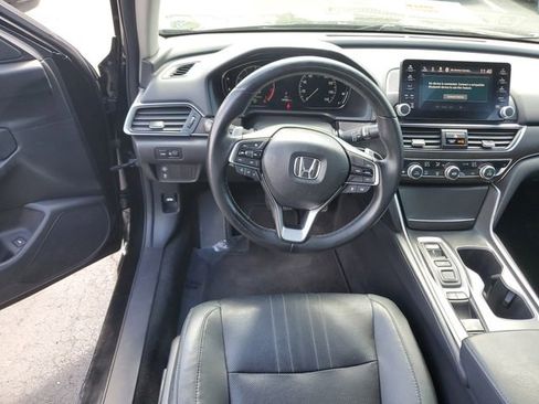 Used 2018 Honda Accord EX-L image 10