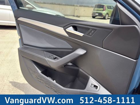 New 2026 Volkswagen Jetta SE FWD image 25
