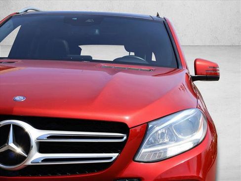 Used 2016 Mercedes-Benz GLE 350 4MATIC w/ Parking Assist Package image 2