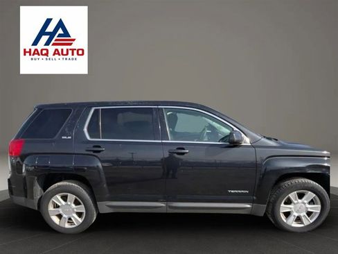 Used 2013 GMC Terrain SLE FWD image 1