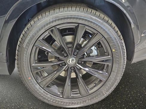 New 2026 Lexus NX 450h+ F Sport image 33