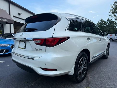 Used 2017 INFINITI QX60 Luxe w/ Premium Plus Package AWD/4WD image 3