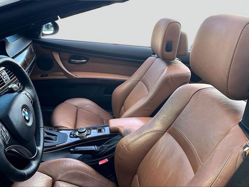 Used 2009 BMW 335i Convertible image 20