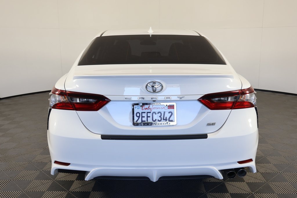 Used 2023 Toyota Camry SE FWD image 5