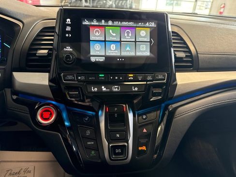 Certified 2023 Honda Odyssey Touring image 16