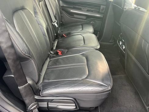 Used 2021 Ford Expedition Platinum AWD/4WD image 39