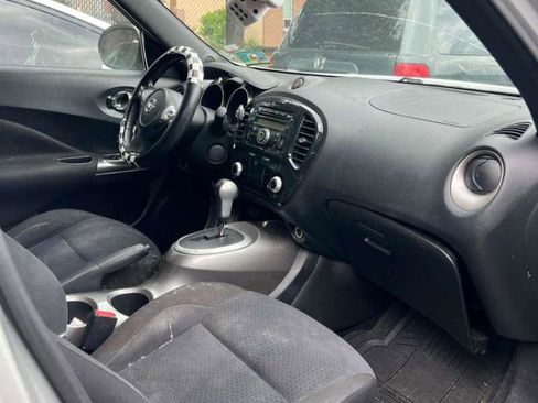 Used 2013 Nissan Juke SV AWD/4WD image 11