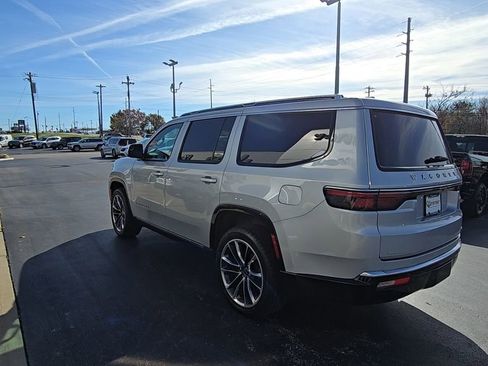 Used 2022 Jeep Wagoneer Series III w/ Premium Group I image 6