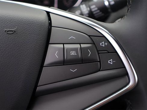 New 2026 Cadillac XT5 Luxury w/ LPO, Bronce Accent Package image 22