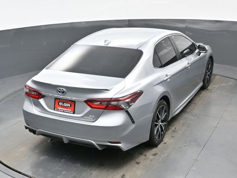 Used 2023 Toyota Camry SE image 40