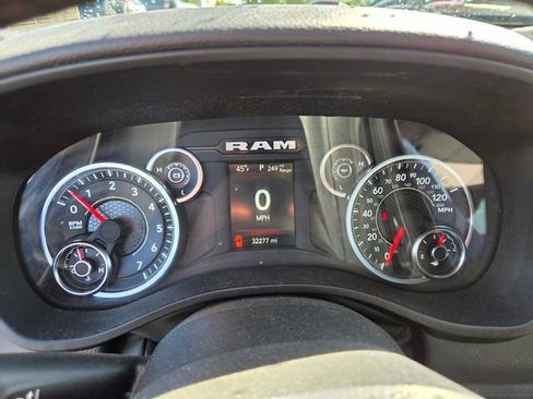 Certified 2023 RAM 1500 Big Horn AWD/4WD image 4