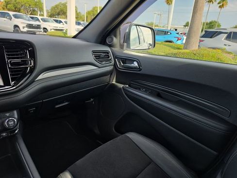 Used 2022 Dodge Durango GT RWD image 11