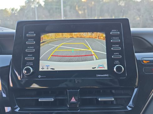 Used 2024 Toyota Camry SE image 22