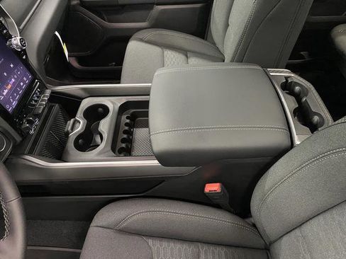 New 2026 RAM 1500 4x4 Crew Cab image 21