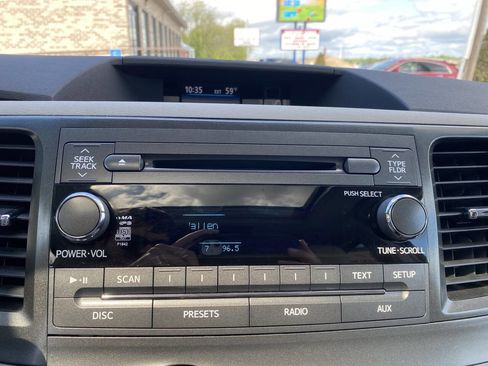 Used 2011 Toyota Sienna XLE FWD image 35