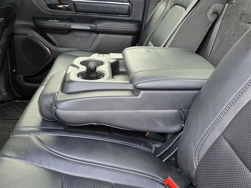Used 2022 RAM 1500 Limited w/ Body Color Bumper Group image 10