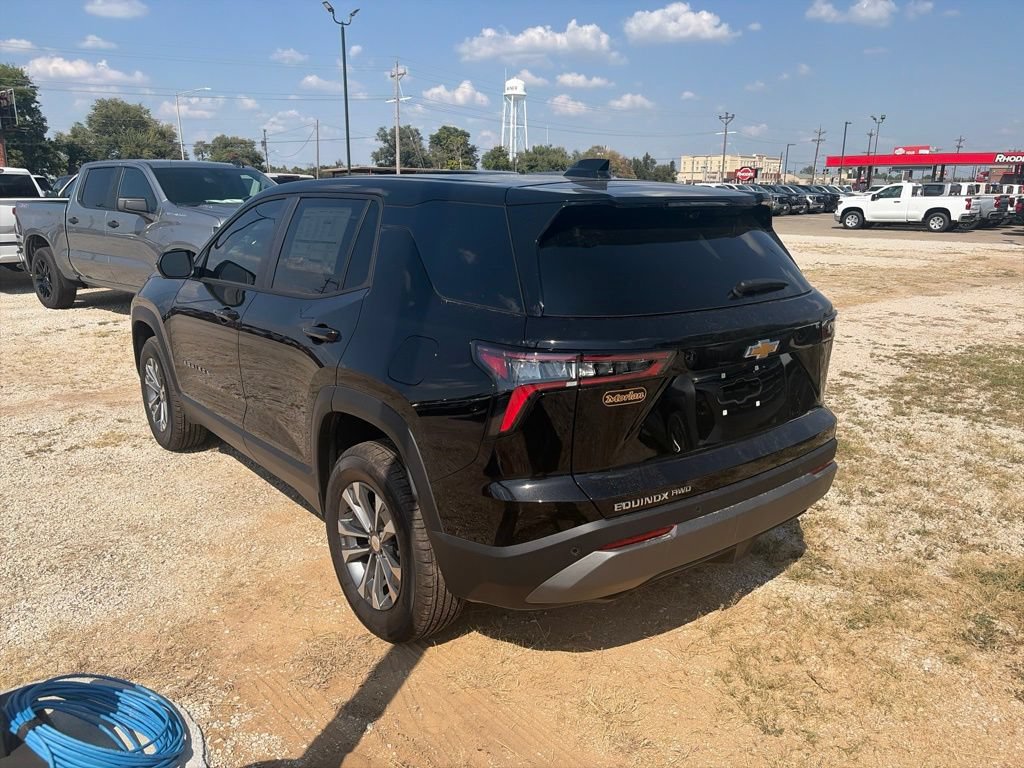 New 2027 Chevrolet Equinox LT w/ Convenience Package II AWD/4WD image 4