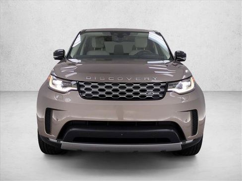 Certified 2026 Land Rover Discovery S AWD/4WD image 2
