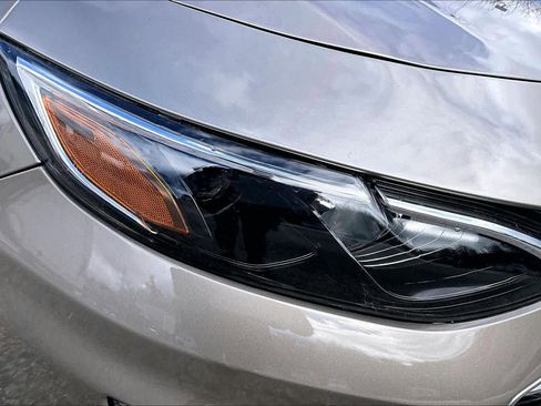 Used 2023 Chevrolet Malibu LT image 27