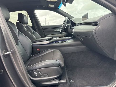 Used 2022 Genesis GV70 3.5T Sport w/ Cargo Package AWD/4WD image 10