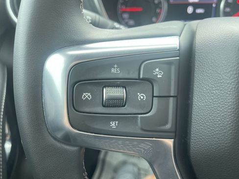 Used 2024 Chevrolet Blazer LT FWD image 19