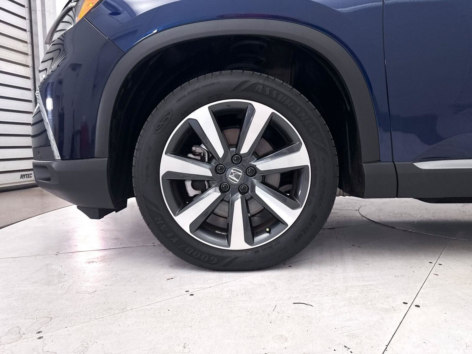 Used 2024 Honda Pilot Touring image 17