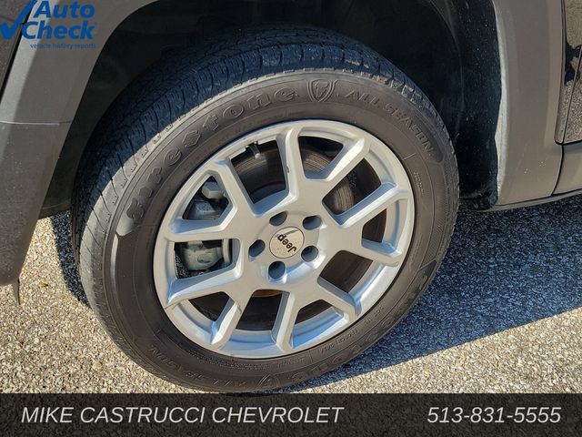 Used 2023 Jeep Renegade Latitude AWD/4WD image 9